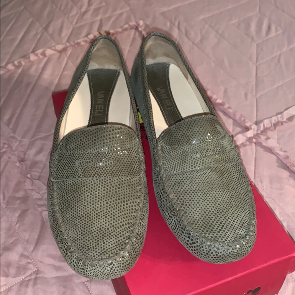 slip on’s